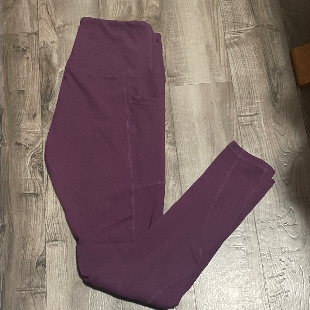 Along Fit Leggings